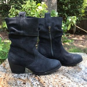 {CAT} ‘Casual’ Suede Black Boots! 🐛